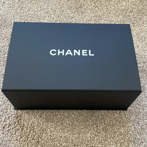 【sold】Chanel Lambskin Quilted CC Pearl Crush Mini Flap square, Black, gold ball - Picture 12 of 14